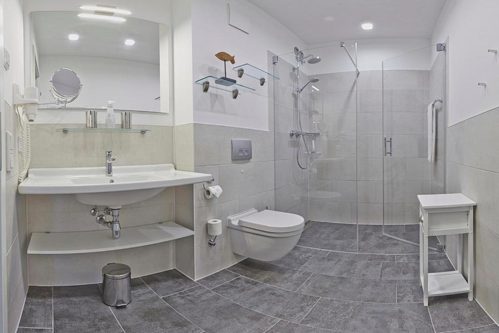 Sunny Suite 14 - Elegantes Hotelapartment Mit Grossartigem Pool-Wellnessbereich Direkt Am Meer In Ruhiger Lage - Perfekt Fuer Mensch Und Tier 보르게렌데레트비슈 외부 사진